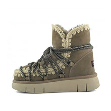 Cargar imagen en el visor de la galería, Bota MOU
