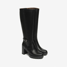 Cargar imagen en el visor de la galería, Bota Nero Giardini
