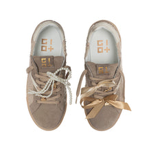 Cargar imagen en el visor de la galería, Deportiva Gio+
