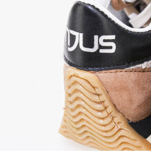 Cargar imagen en el visor de la galería, Deportiva Mjus
