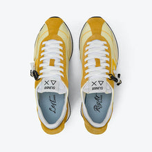 Cargar imagen en el visor de la galería, Deportiva SUN68
