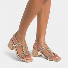 Cargar imagen en el visor de la galería, Sandalia Alma en Pena SS25
