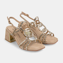 Cargar imagen en el visor de la galería, Sandalia Alma en Pena SS25
