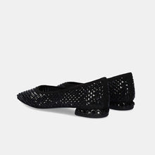 Cargar imagen en el visor de la galería, Bailarina EXE
