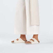 Cargar imagen en el visor de la galería, Sandalia Birkenstock
