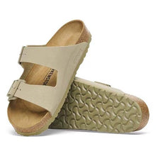 Cargar imagen en el visor de la galería, Sandalia Birkenstock
