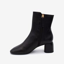 Cargar imagen en el visor de la galería, Botín Ángel Alarcón
