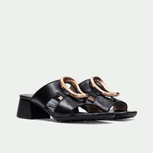Cargar imagen en el visor de la galería, Zapato Hispanitas SS25

