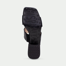Cargar imagen en el visor de la galería, Zapato Hispanitas SS25
