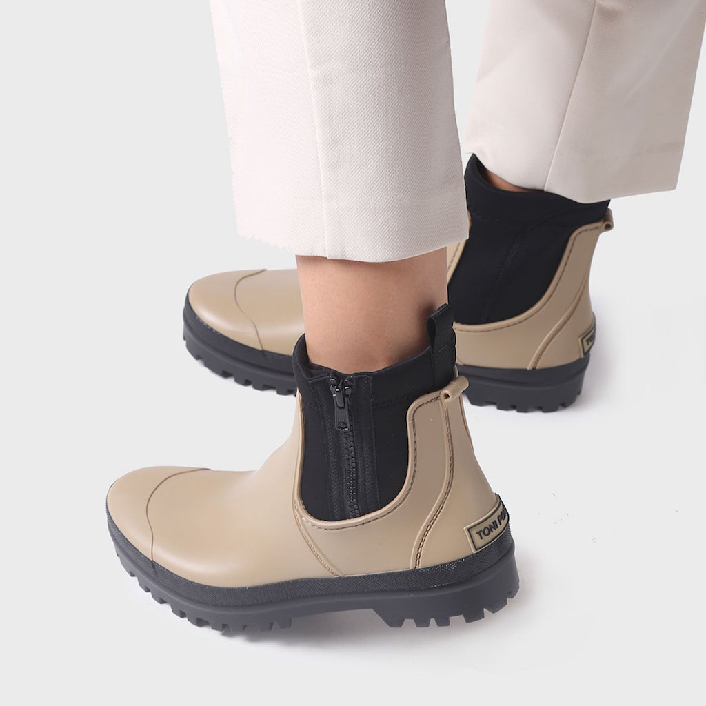 Bota de agua Toni Pons