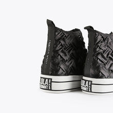 Cargar imagen en el visor de la galería, Deportiva LC
