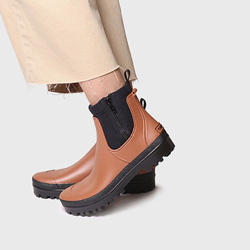 Bota de agua Toni Pons