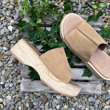 Cargar imagen en el visor de la galería, Zueco ITSE
