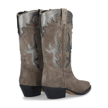 Cargar imagen en el visor de la galería, Campera Alpe
