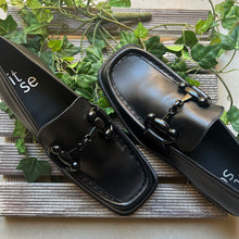 Cargar imagen en el visor de la galería, Mocasín Itse
