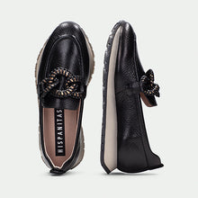 Cargar imagen en el visor de la galería, Mocasín Hispanitas

