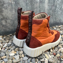 Cargar imagen en el visor de la galería, Botín Weekend
