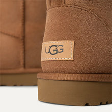 Cargar imagen en el visor de la galería, Botín UGG-NEW IN
