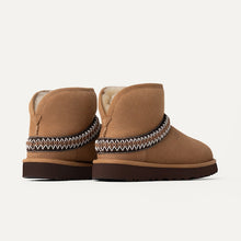 Cargar imagen en el visor de la galería, Bota UGG
