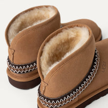 Cargar imagen en el visor de la galería, Bota UGG
