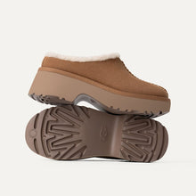 Cargar imagen en el visor de la galería, Zueco UGG
