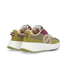 Cargar imagen en el visor de la galería, Deportiva NO NAME
