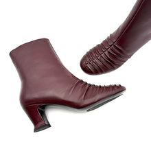 Cargar imagen en el visor de la galería, Botín Inés Palliser
