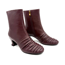Cargar imagen en el visor de la galería, Botín Inés Palliser
