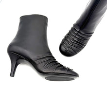 Cargar imagen en el visor de la galería, Botín Inés Palliser
