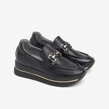 Cargar imagen en el visor de la galería, Mocasín Nero Giardini
