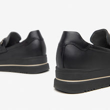 Cargar imagen en el visor de la galería, Mocasín Nero Giardini
