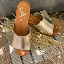 Cargar imagen en el visor de la galería, Zueco Itse
