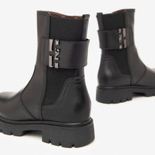 Cargar imagen en el visor de la galería, Botín Nero Giardini
