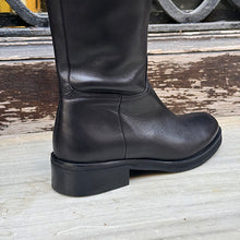 Cargar imagen en el visor de la galería, Bota itse
