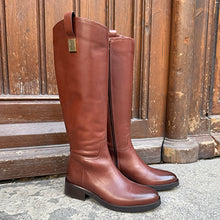 Cargar imagen en el visor de la galería, Bota itse
