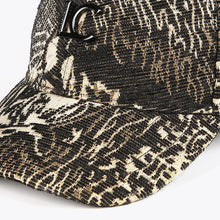 Cargar imagen en el visor de la galería, Gorra LC
