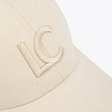 Cargar imagen en el visor de la galería, Gorra Lola Casademunt
