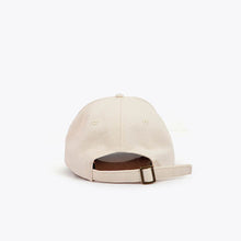 Cargar imagen en el visor de la galería, Gorra Lola Casademunt
