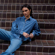 Cargar imagen en el visor de la galería, SARAH SHORT DENIM BLOUSE JEANS
