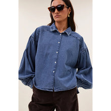 Cargar imagen en el visor de la galería, SARAH SHORT DENIM BLOUSE JEANS
